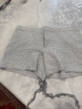 Banana Republic 8 Light Gray Textured Knit Shorts